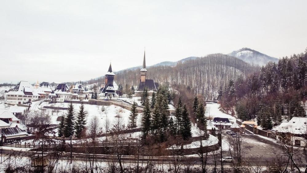 Bîrsana Pensiunea Hai In Maramures מראה חיצוני תמונה